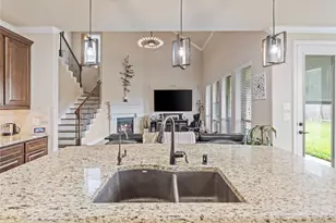 18002 Heartsong Dr, Cypress, TX 77429 - Photo 15