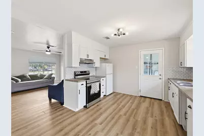 5150 Stardust Drive, Beaumont, TX 77706 - Photo 15