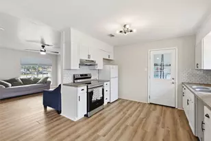 5150 Stardust Dr, Beaumont, TX 77706 - Photo 15