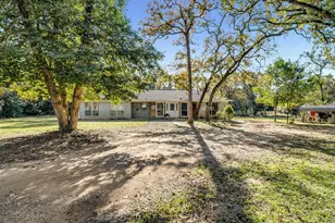 6 W Trail Ln, Hilltop Lakes, TX 77871 - Photo 1