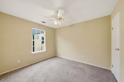 305 Peach Street, Tomball, TX 77375 - Photo 15