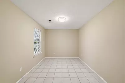 305 Peach Street, Tomball, TX 77375 - Photo 7