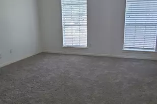 10332 Longmont Dr, Houston, TX 77042 - Photo 13