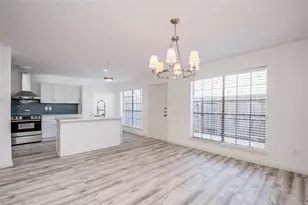 10332 Longmont Dr, Houston, TX 77042 - Photo 5
