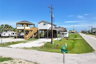 100 N Mae Cir, Crystal Beach, TX 77650 - Photo 41