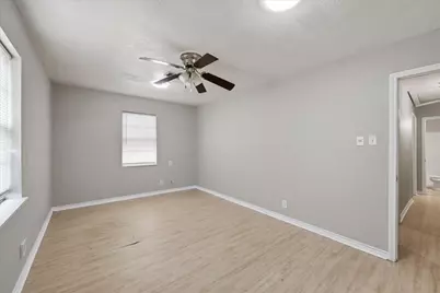 1611 Avenue C, Nederland, TX 77627 - Photo 7