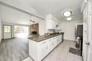 11523 Plumbrook Dr, Houston, TX 77099 - Photo 13