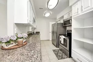 11523 Plumbrook Dr, Houston, TX 77099 - Photo 15