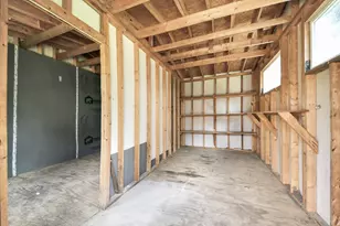 11523 Plumbrook Dr, Houston, TX 77099 - Photo 35