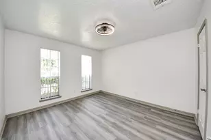 11523 Plumbrook Dr, Houston, TX 77099 - Photo 21