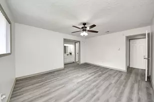 11523 Plumbrook Dr, Houston, TX 77099 - Photo 19