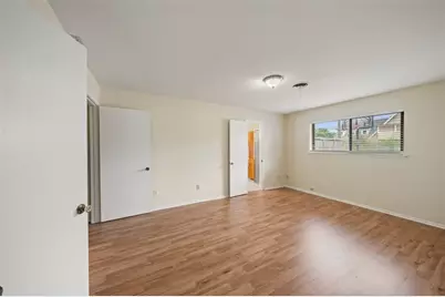 5002 Leafy Hollow Court, Houston, TX 77018 - Photo 23