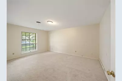 5002 Leafy Hollow Court, Houston, TX 77018 - Photo 27