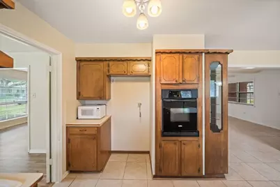 5002 Leafy Hollow Court, Houston, TX 77018 - Photo 21
