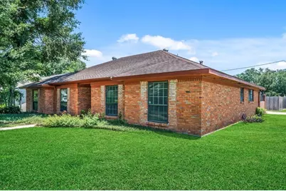 5002 Leafy Hollow Court, Houston, TX 77018 - Photo 1