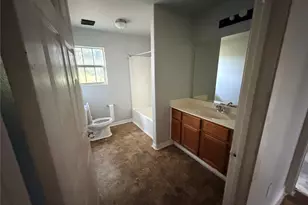424 Baker Cir, Ames, TX 77575 - Photo 17