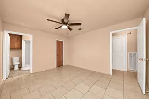 9126 Willow Meadow Dr, Houston, TX 77031 - Photo 13