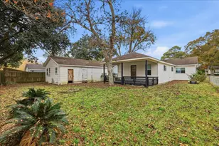 2003 Gary Ave, Nederland, TX 77627 - Photo 33