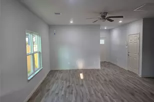 9918 Dipping Woods St, Houston, TX 77076 - Photo 7