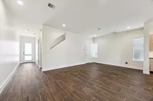 2220 Cortijo Pl, Houston, TX 77091 - Photo 9