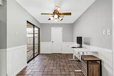 617 Canyon Springs Drive, La Porte, TX 77571 - Photo 11