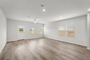 17230 White Peace Dr, Waller, TX 77484 - Photo 11