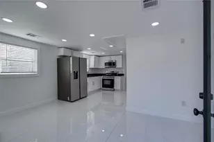 7530 Park Pl Blvd, Houston, TX 77087 - Photo 31