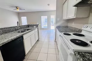 7352 Regency Square Ct, Houston, TX 77036 - Photo 11