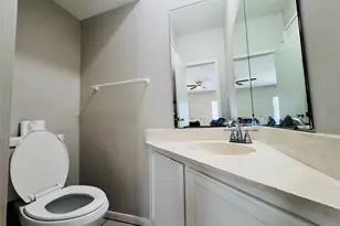 7352 Regency Square Ct, Houston, TX 77036 - Photo 15