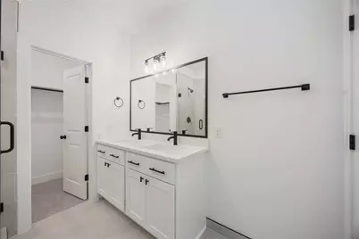 1466 Ferguson Way #B, Houston, TX 77088 - Photo 13