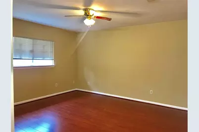 3330 Creek Grove Drive, Houston, TX 77066 - Photo 7