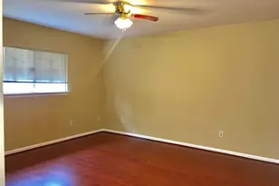 3330 Creek Grove Dr, Houston, TX 77066 - Photo 7