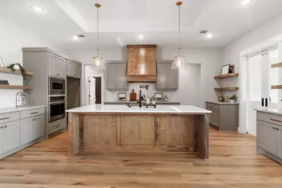 2433 Coronado Estates Drive, Bryan, TX 77808 - Photo 9