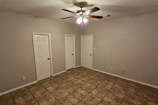 10130 Berrybriar Ln, Tomball, TX 77375 - Photo 3