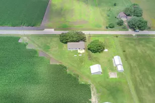 2606 Long Ln, Wallis, TX 77485 - Photo 19