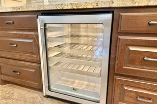 6121 Hamman St, Houston, TX 77007 - Photo 5