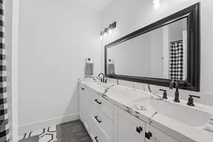 11037 Bois D Arc St, La Porte, TX 77571 - Photo 17