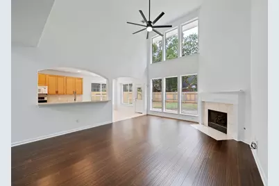 27 New Dawn Pl, The Woodlands, TX 77385 - Photo 11