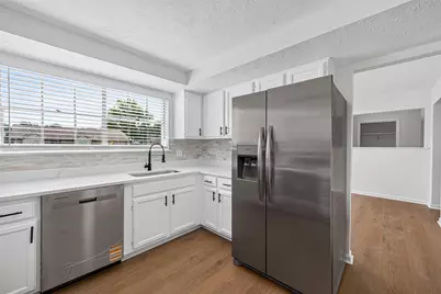 10102 Old Towne Lane, Sugar Land, TX 77498 - Photo 21