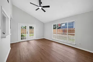 10102 Old Towne Ln, Sugar Land, TX 77498 - Photo 23
