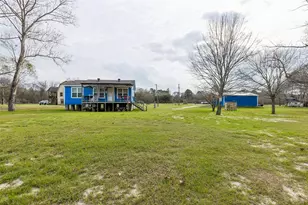 239 Fisherman's Trail, Huntsville, TX 77320 - Photo 3