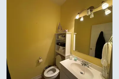 978 Mary Ann, Crystal Beach, TX 77650 - Photo 5