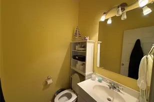 978 Mary Ann, Crystal Beach, TX 77650 - Photo 5