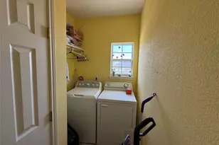 978 Mary Ann, Crystal Beach, TX 77650 - Photo 3