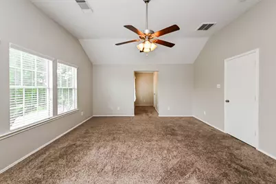 4435 Sprangletop Avenue, Baytown, TX 77521 - Photo 9