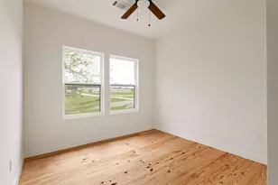 226 N Dixie St, Brenham, TX 77833 - Photo 21