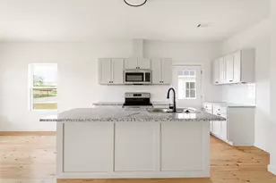 226 N Dixie St, Brenham, TX 77833 - Photo 9