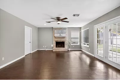 9122 Cypress Square Drive, Spring, TX 77379 - Photo 9