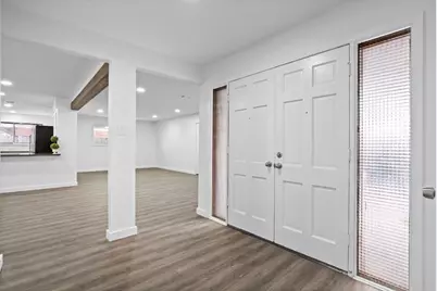 322 E Edgebrook Drive, Houston, TX 77034 - Photo 3