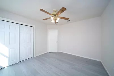 12934 Kingston Point Lane, Houston, TX 77047 - Photo 19